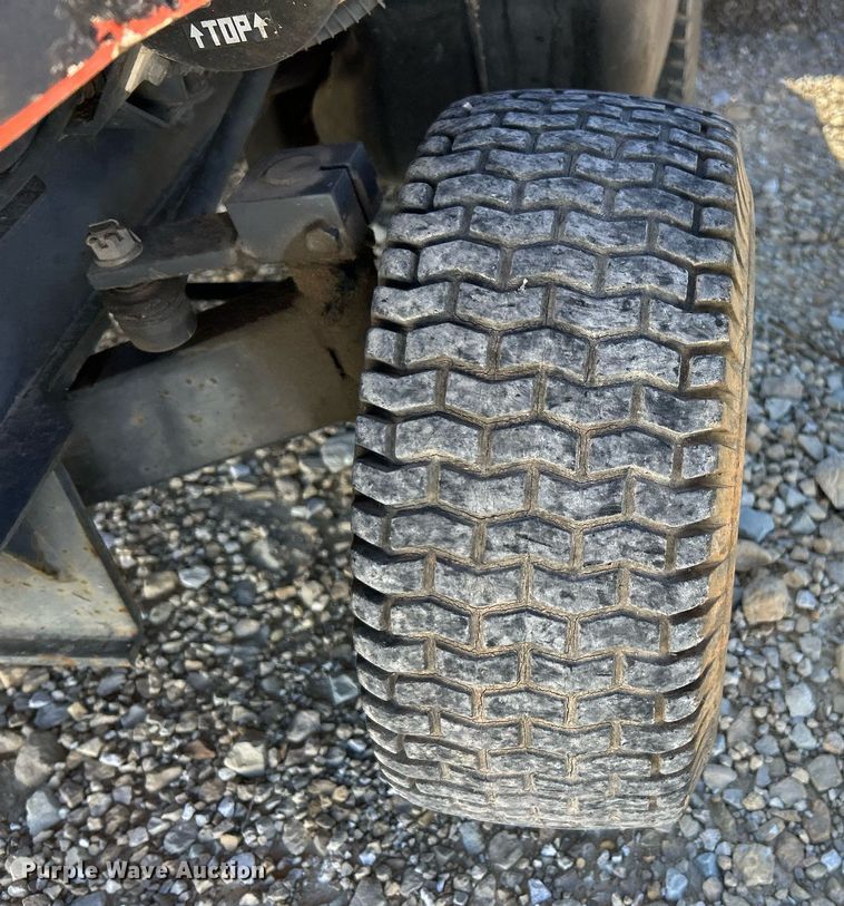 image for item EK2758 Kubota GF1800 ZTR lawn mower