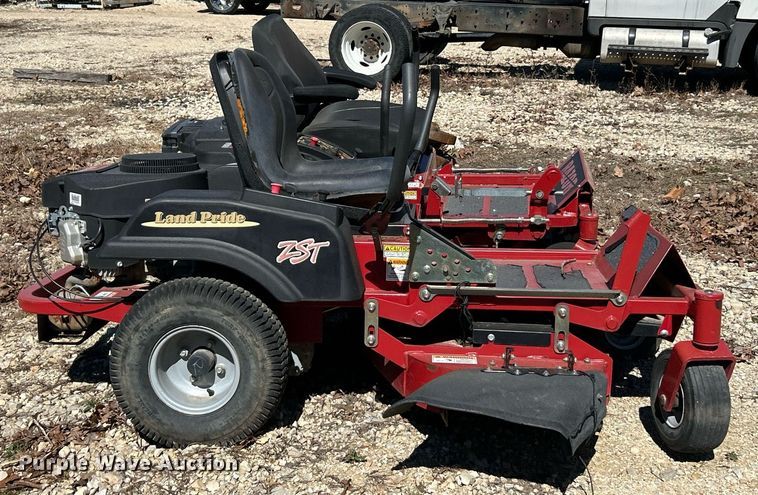 image for item EK2760 2007 Land Pride Z52 ZTR lawn mower