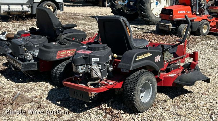 image for item EK2760 2007 Land Pride Z52 ZTR lawn mower