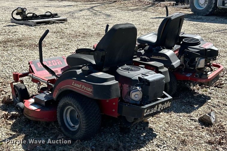 image for item EK2760 2007 Land Pride Z52 ZTR lawn mower