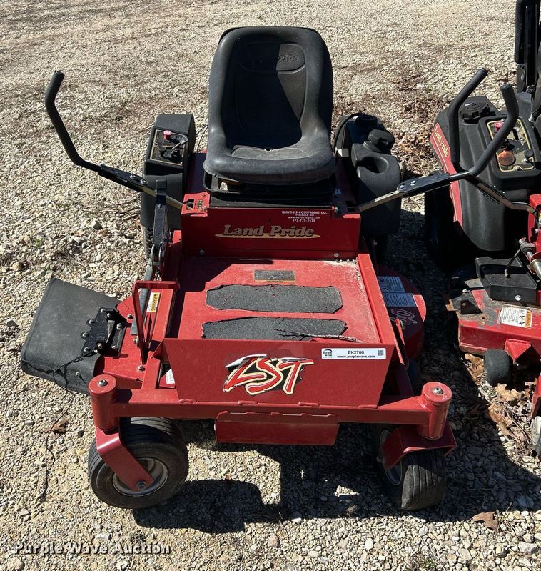 image for item EK2760 2007 Land Pride Z52 ZTR lawn mower