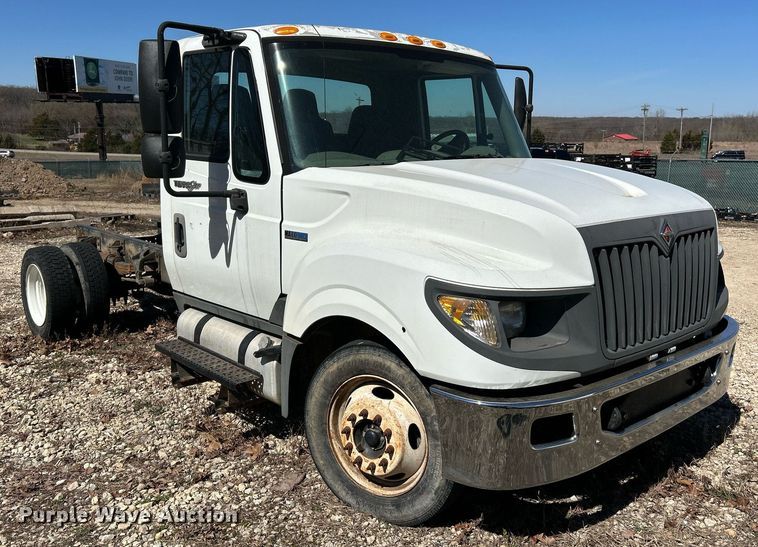 image for item EK2761 2013 International TA005 truck cab and chassis