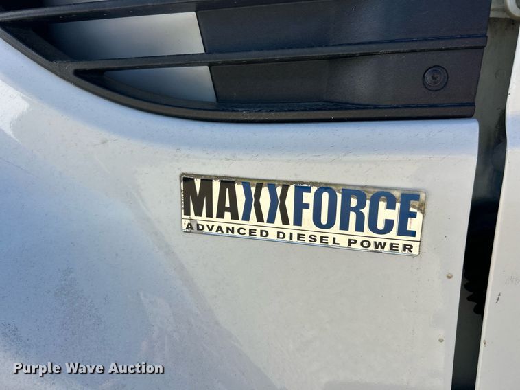 image for item EK2761 2013 International TA005 truck cab and chassis