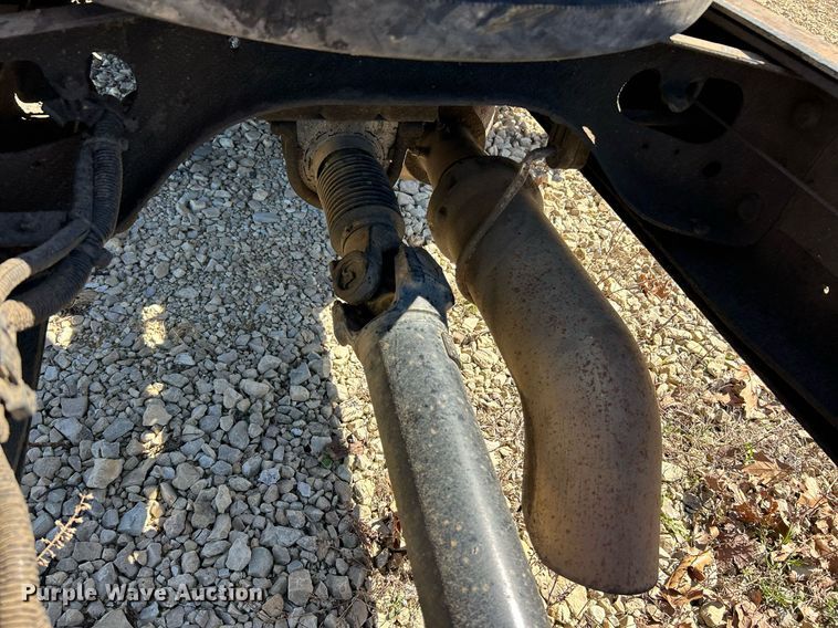 image for item EK2761 2013 International TA005 truck cab and chassis