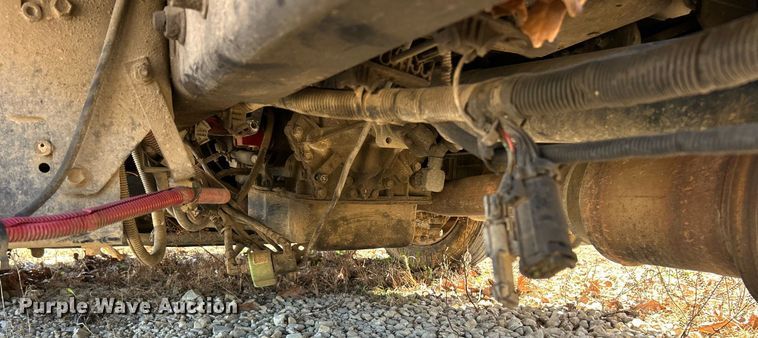 image for item EK2761 2013 International TA005 truck cab and chassis