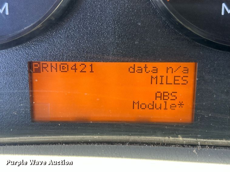 image for item EK2761 2013 International TA005 truck cab and chassis