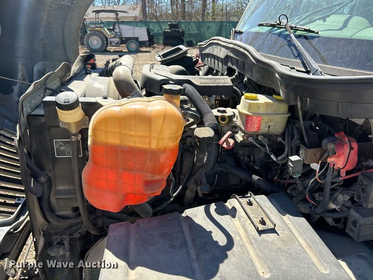 image for item EK2761 2013 International TA005 truck cab and chassis