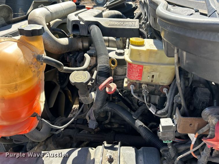 image for item EK2761 2013 International TA005 truck cab and chassis