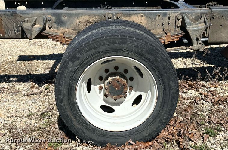 image for item EK2761 2013 International TA005 truck cab and chassis