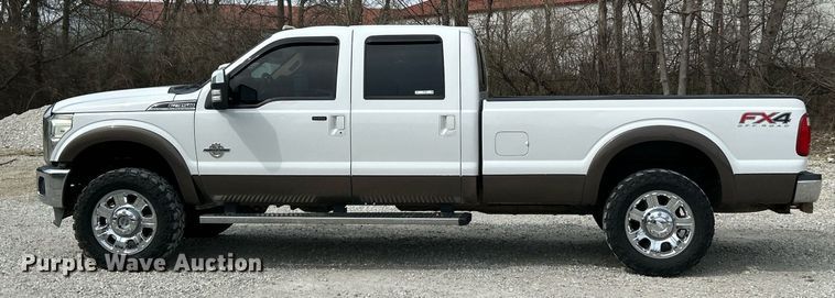 image for item EK2785 2015 Ford F350 Super Duty Lariat Crew Cab pickup truck