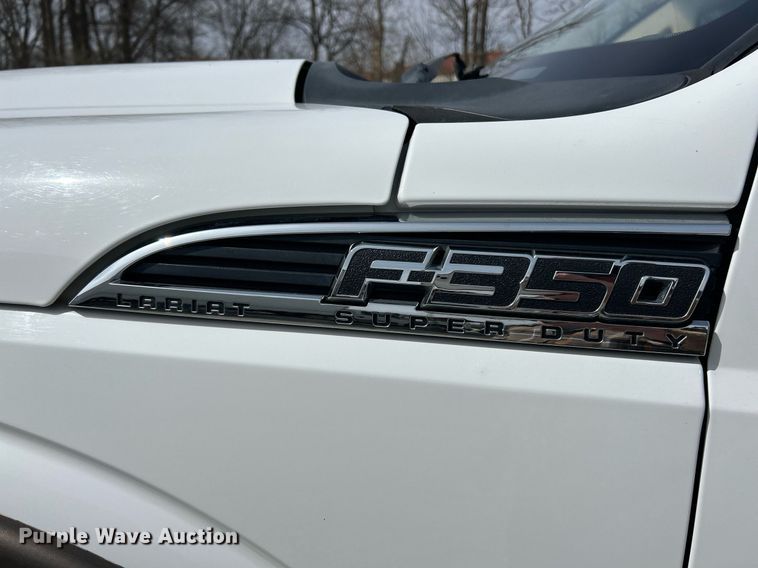 image for item EK2785 2015 Ford F350 Super Duty Lariat Crew Cab pickup truck