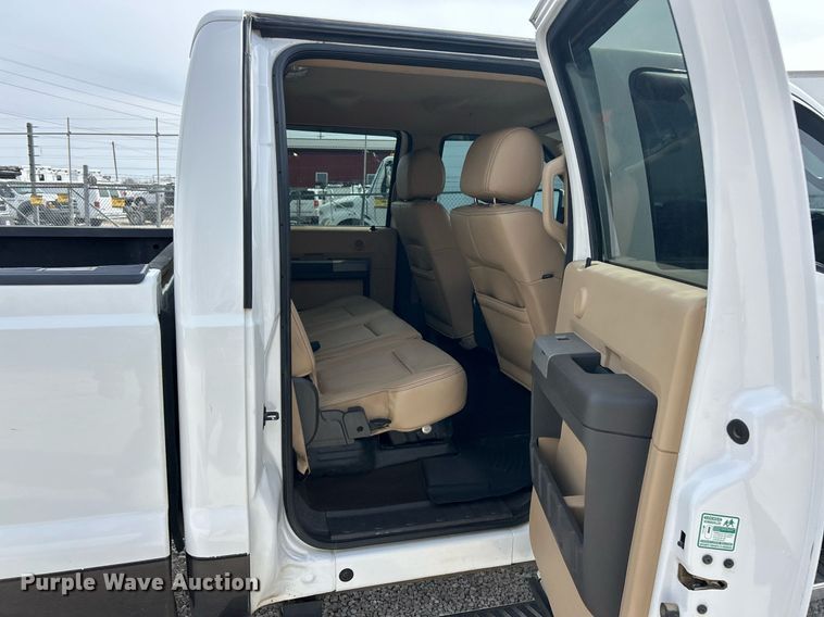 image for item EK2785 2015 Ford F350 Super Duty Lariat Crew Cab pickup truck