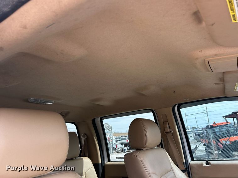 image for item EK2785 2015 Ford F350 Super Duty Lariat Crew Cab pickup truck