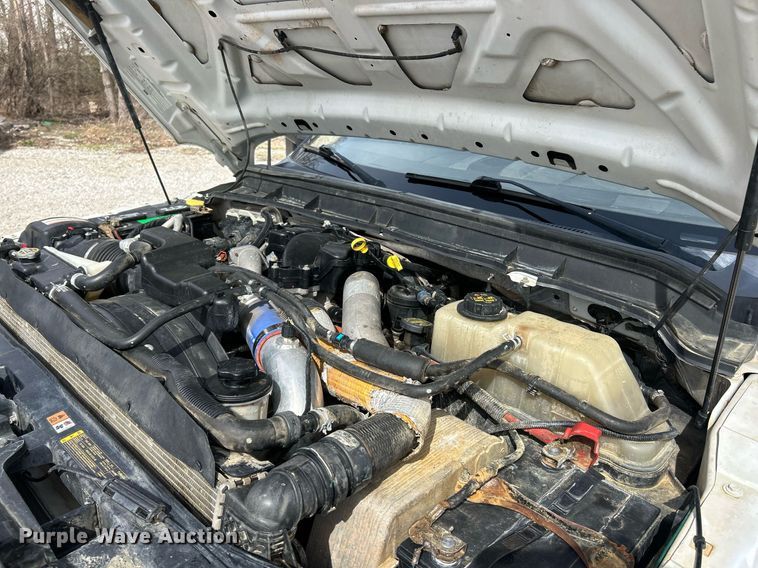 image for item EK2785 2015 Ford F350 Super Duty Lariat Crew Cab pickup truck