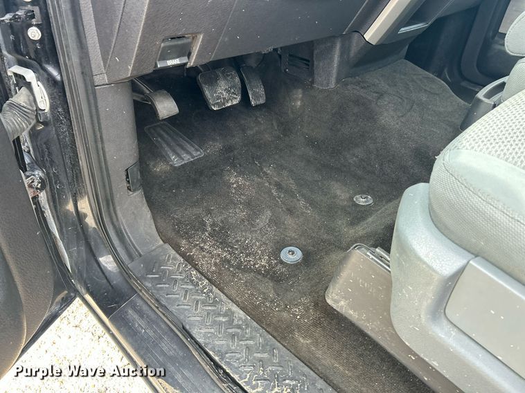 image for item EK2820 2011 Ford F150 XLT SuperCab pickup truck