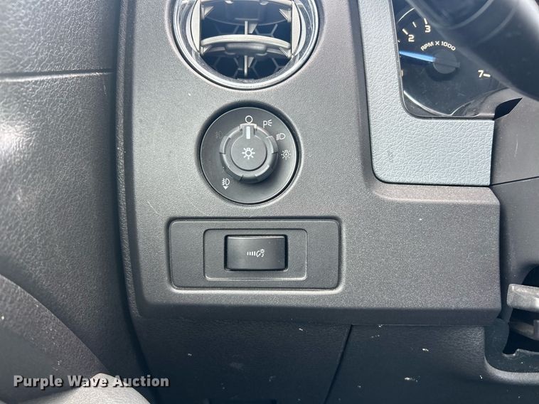 image for item EK2820 2011 Ford F150 XLT SuperCab pickup truck