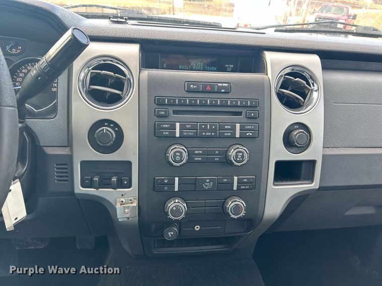 image for item EK2820 2011 Ford F150 XLT SuperCab pickup truck