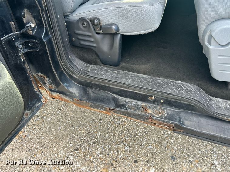 image for item EK2820 2011 Ford F150 XLT SuperCab pickup truck