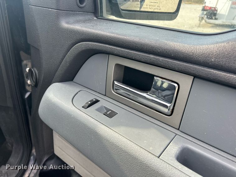 image for item EK2820 2011 Ford F150 XLT SuperCab pickup truck