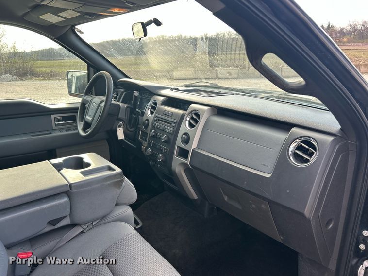 image for item EK2820 2011 Ford F150 XLT SuperCab pickup truck