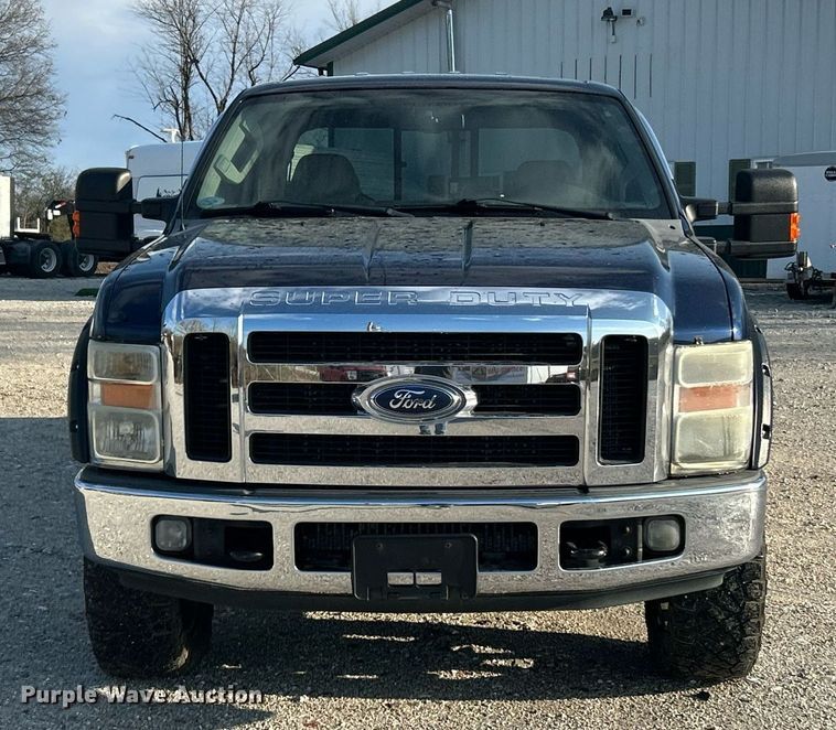 image for item EK2821 2008 Ford F250 Super Duty Lariat Crew Cab pickup truck