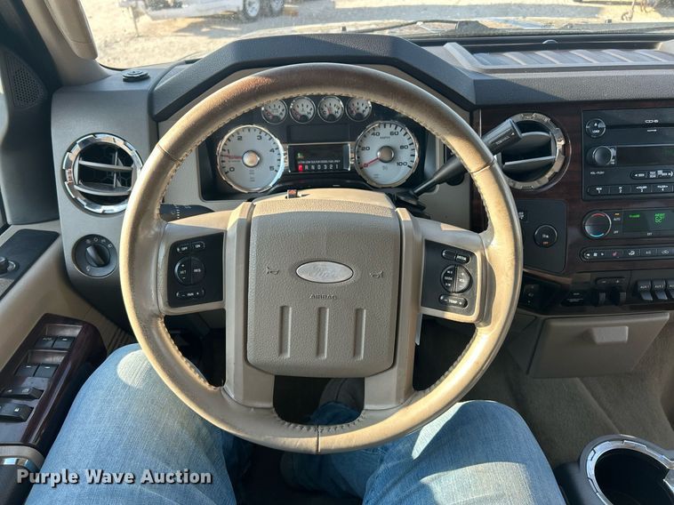 image for item EK2821 2008 Ford F250 Super Duty Lariat Crew Cab pickup truck