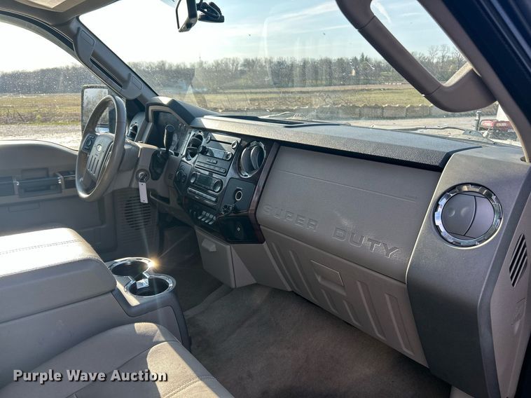 image for item EK2821 2008 Ford F250 Super Duty Lariat Crew Cab pickup truck