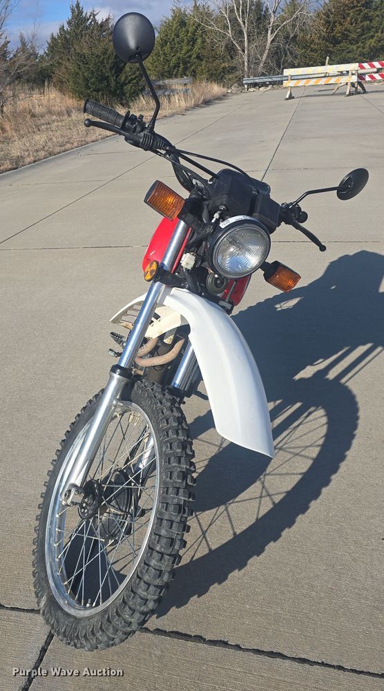 image for item EK5051 1982 Yamaha XT550 motorcycle