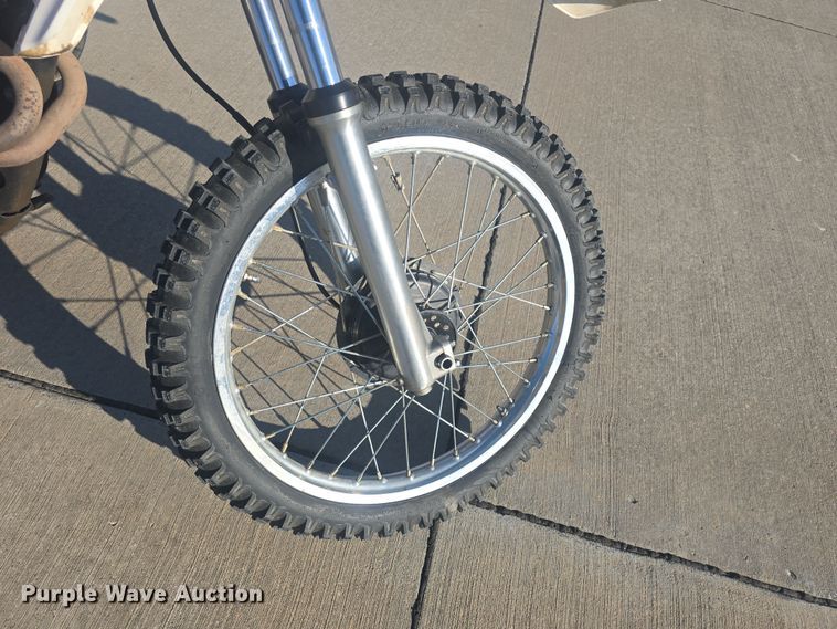 image for item EK5051 1982 Yamaha XT550 motorcycle