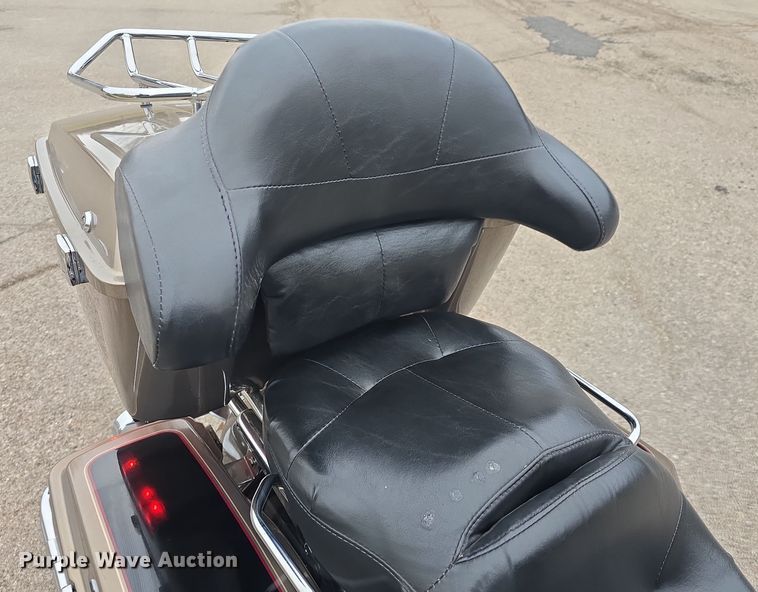 image for item EK5102 2005 Harley Davidson Electra Glide Classic motorcycle