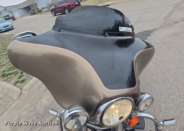 image for item EK5102 2005 Harley Davidson Electra Glide Classic motorcycle