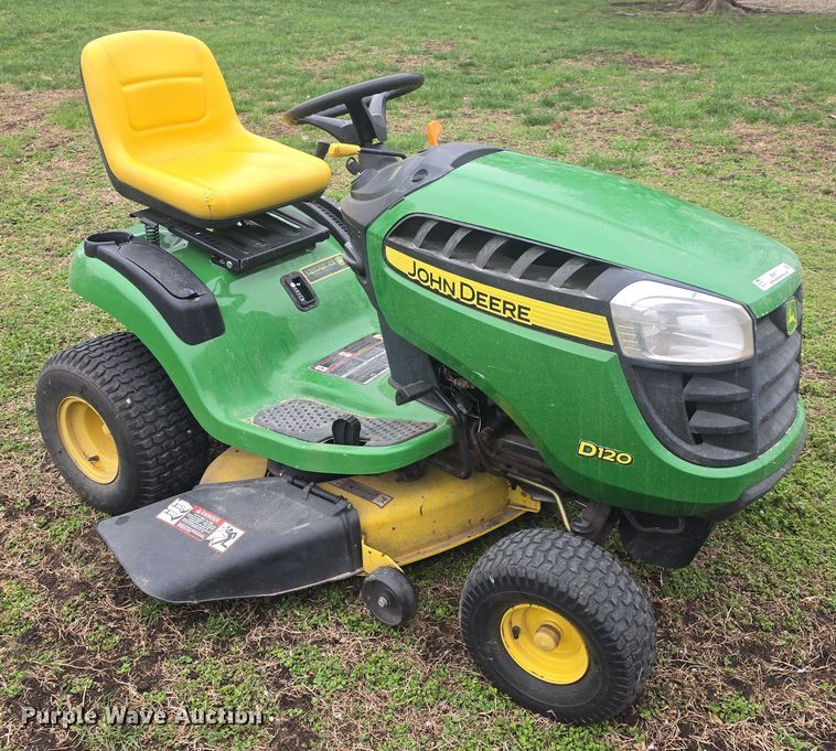 image for item EK5111 John Deere D120 lawn mower