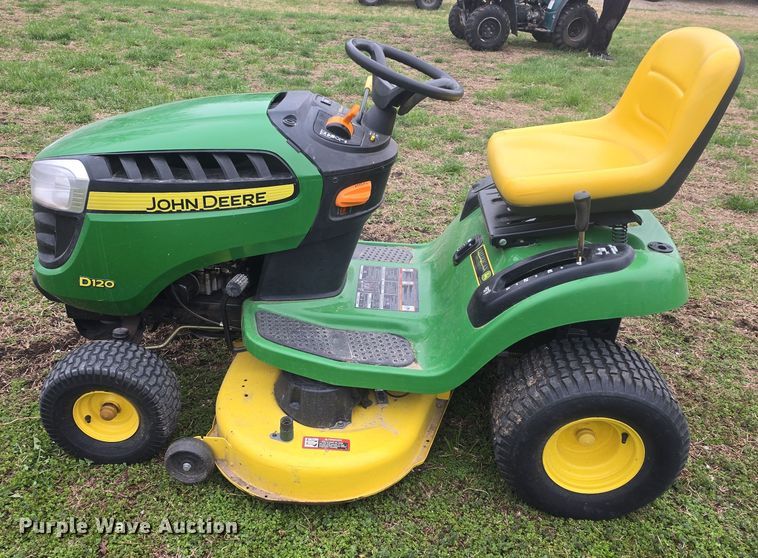 image for item EK5111 John Deere D120 lawn mower