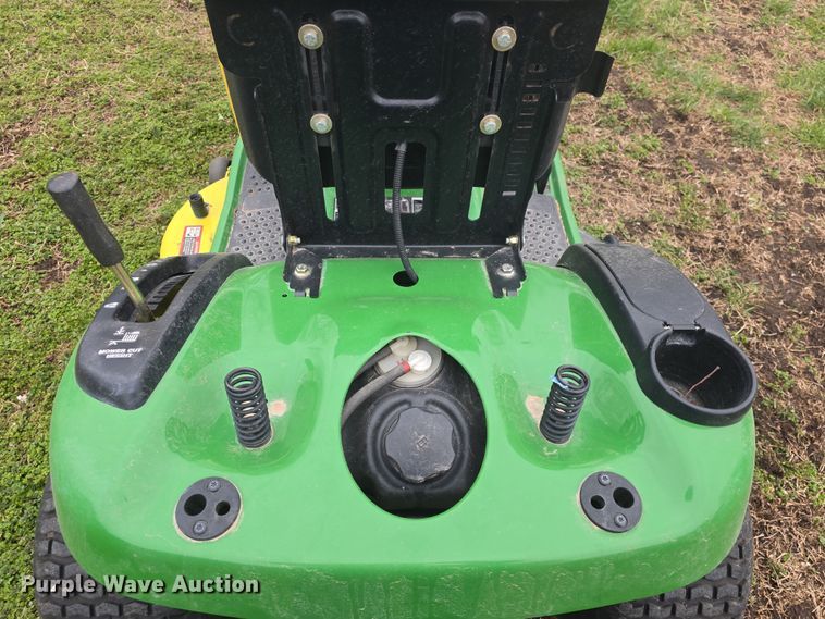 image for item EK5111 John Deere D120 lawn mower