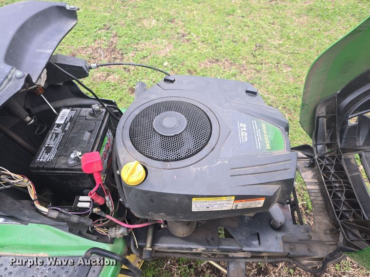 image for item EK5111 John Deere D120 lawn mower
