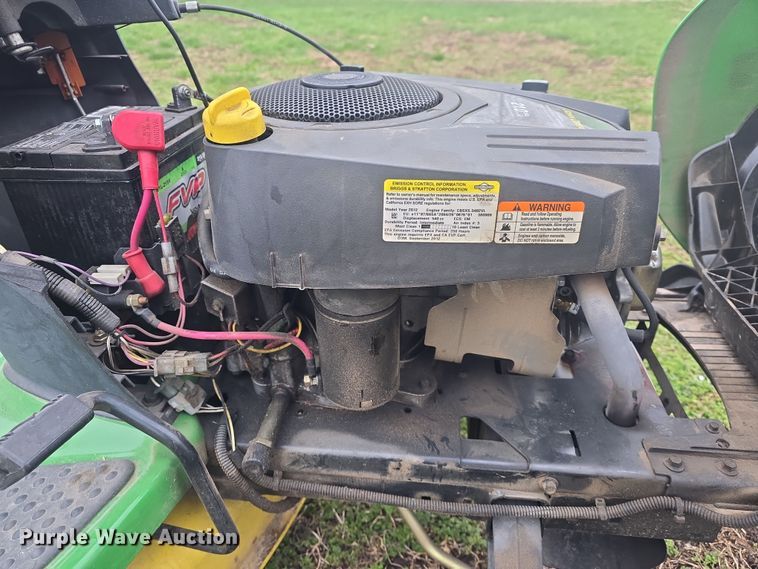 image for item EK5111 John Deere D120 lawn mower