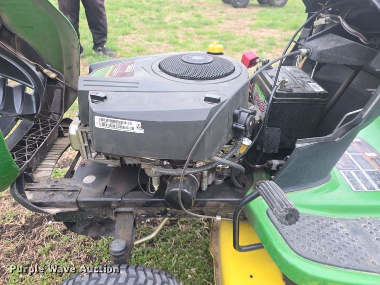image for item EK5111 John Deere D120 lawn mower