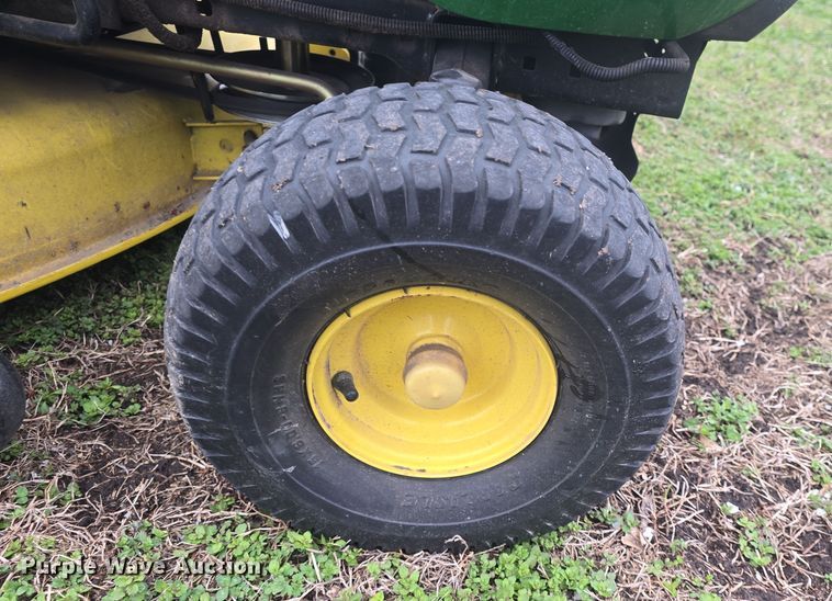 image for item EK5111 John Deere D120 lawn mower