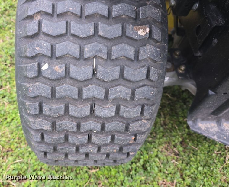 image for item EK5111 John Deere D120 lawn mower