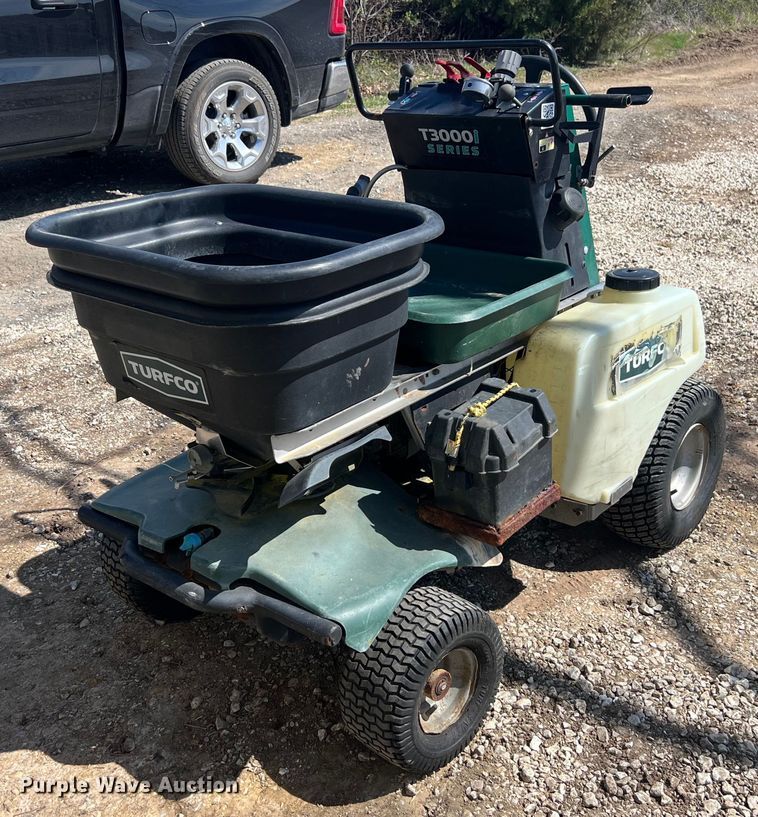 image for item EL5546 TURFCO T3000I applicator