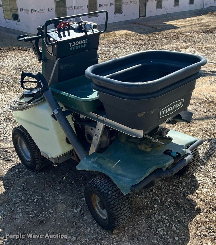 image for item EL5546 TURFCO T3000I applicator