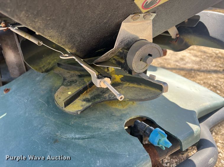 image for item EL5546 TURFCO T3000I applicator