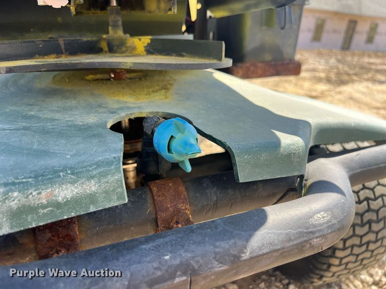 image for item EL5546 TURFCO T3000I applicator