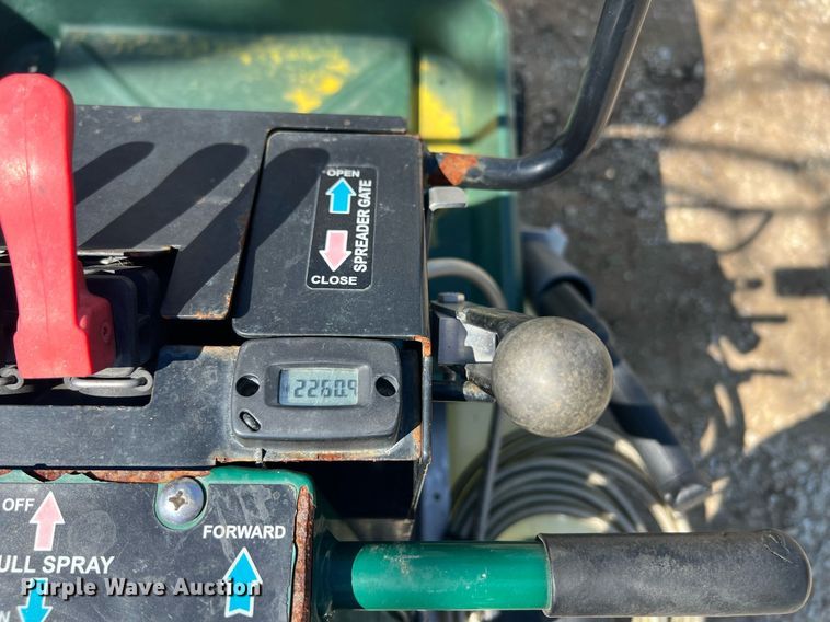 image for item EL5546 TURFCO T3000I applicator