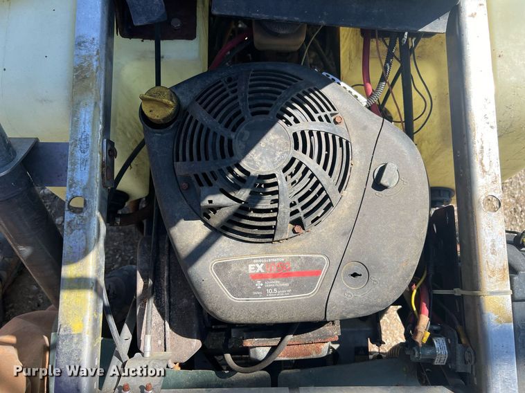 image for item EL5546 TURFCO T3000I applicator