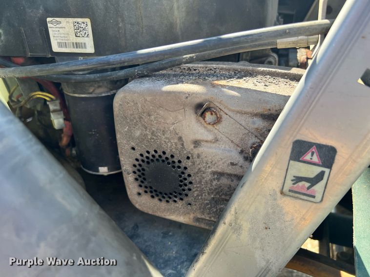 image for item EL5546 TURFCO T3000I applicator