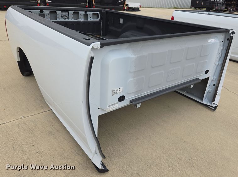 image for item EL5554 Pickup truck bed