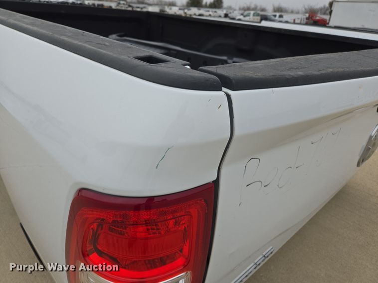 image for item EL5554 Pickup truck bed