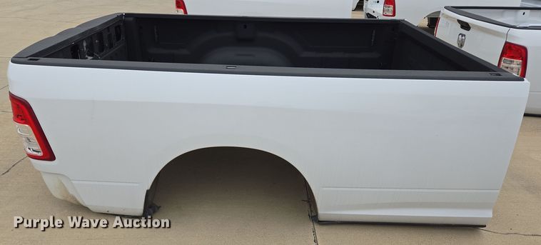 image for item EL5555 Pickup truck bed