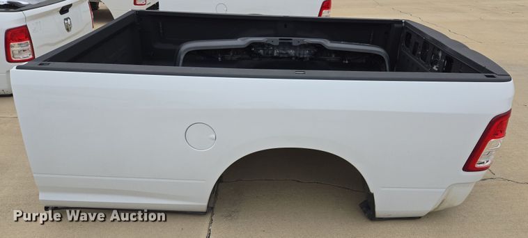 image for item EL5555 Pickup truck bed